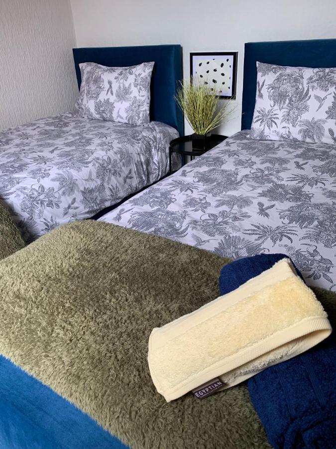Villa House Of Cosy Dots Northampton Esterno foto